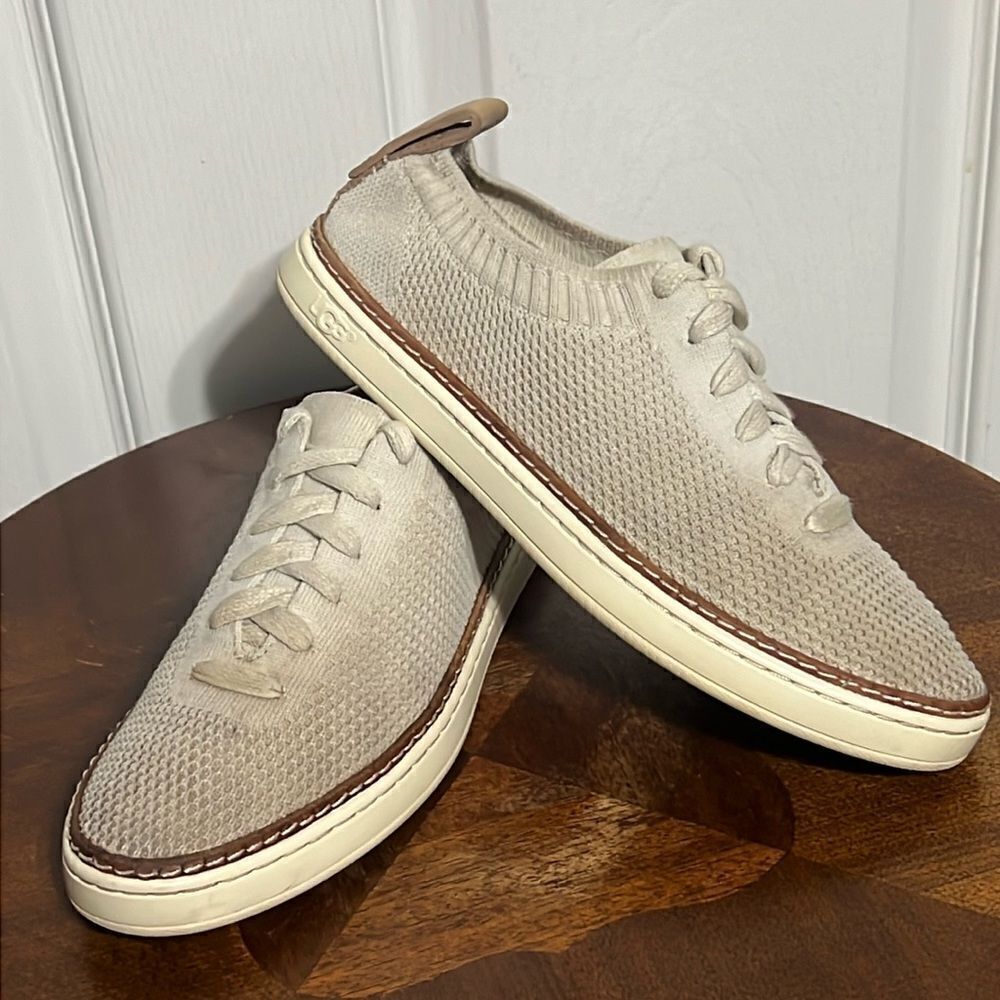 🔥 UGG Sidney Shoes Womens Sz 6 Knit Tennis Trainer Sneakers Lace Up Low Cream